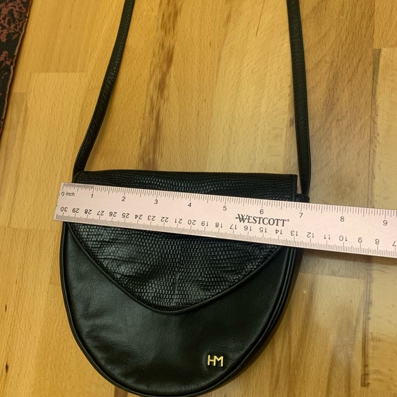 Vintage designer Hanae Mori crossbody black leather bag 7X6X2 inches - Picture 8 of 11